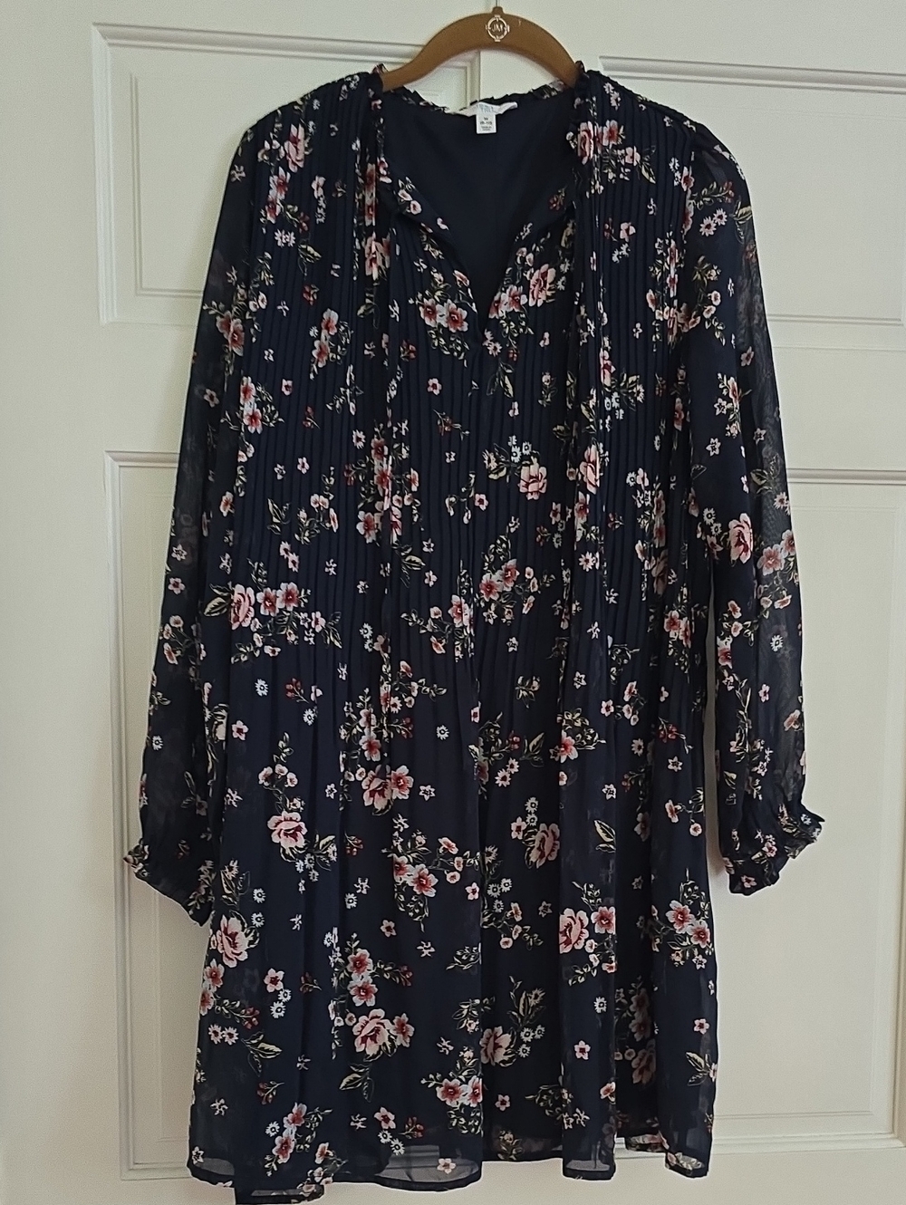 Time and Tru Navy Floral Pleated Long-Sleeve Dress